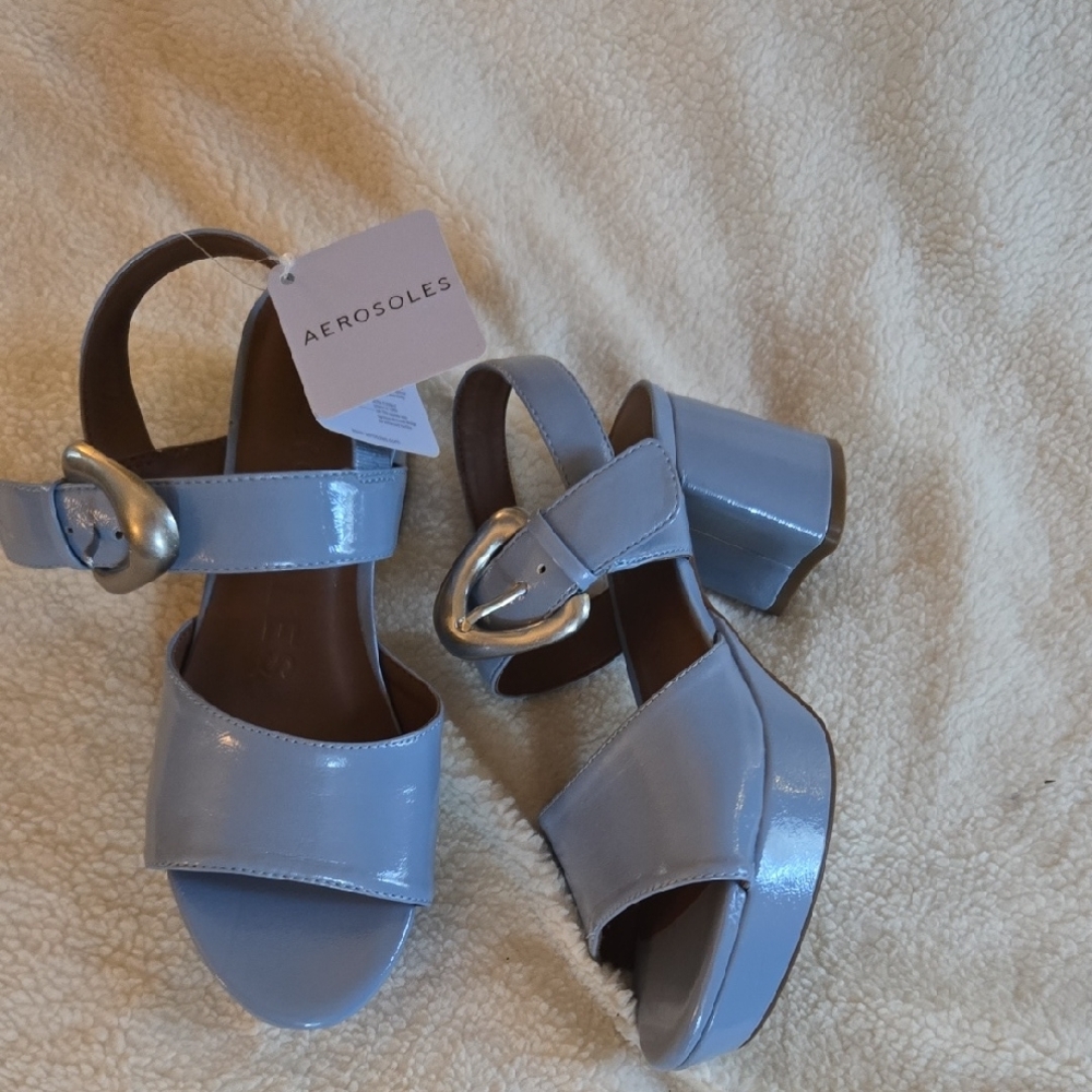 AEROSOLES Blue Sandals with Modern Design